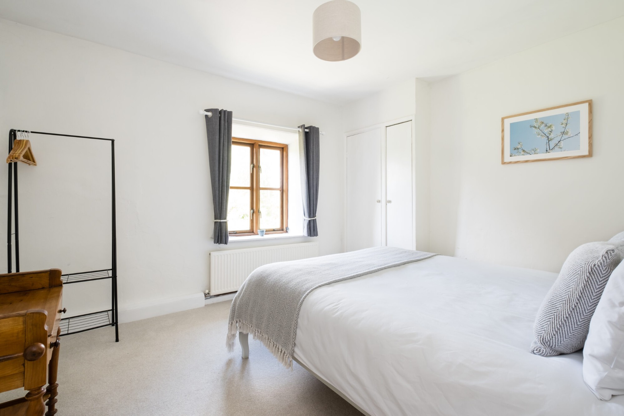 Second king bedroom at Field Cottage